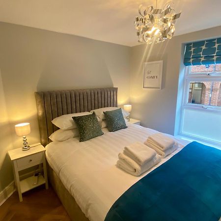 Superb City Centre Apartment Within The City Walls ヨーク エクステリア 写真